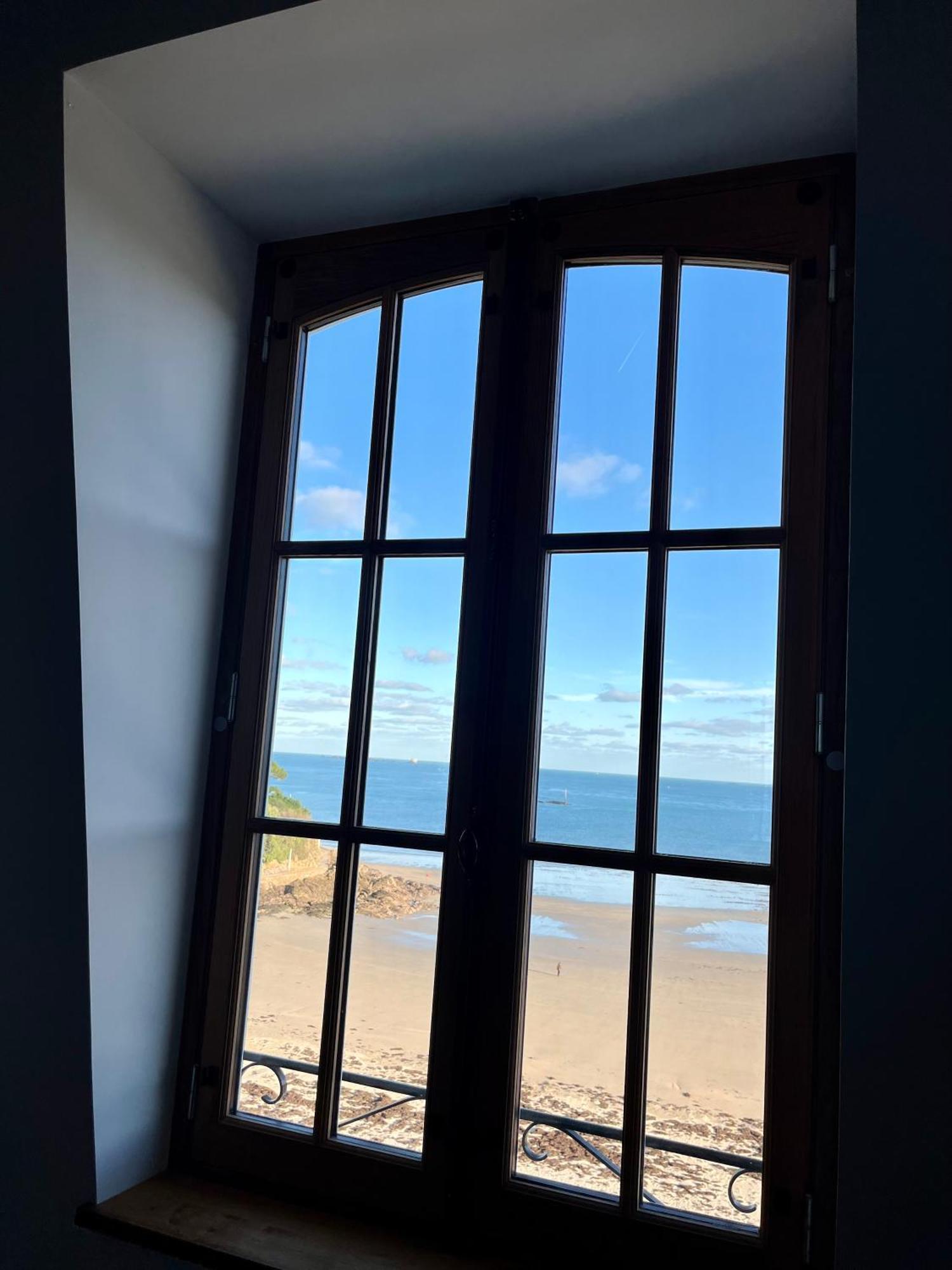 Le Royal XIX Vue Mer 212 Dinard Exterior photo